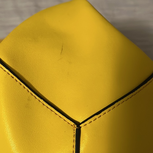 Bostanten Hobo Bag - Picture 13 of 14